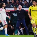 En tiempos revueltos, el Mourinho más mourinhista e intervencionista con el equipo
