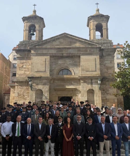 A Policía Nacional celebrou en Ribeira a súa festa patronal, o Día dos Anxos Custodios