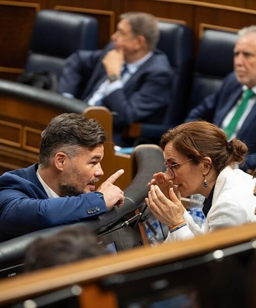 ERC define el pacto con Podemos como una absorción y Rufián insiste en que se sume el Frente Amplio bajo su liderazgo